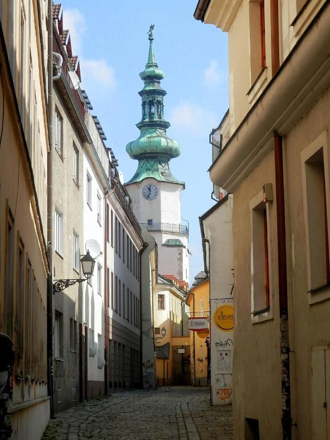 Apartment Kate - Old Town Братислава Екстериор снимка